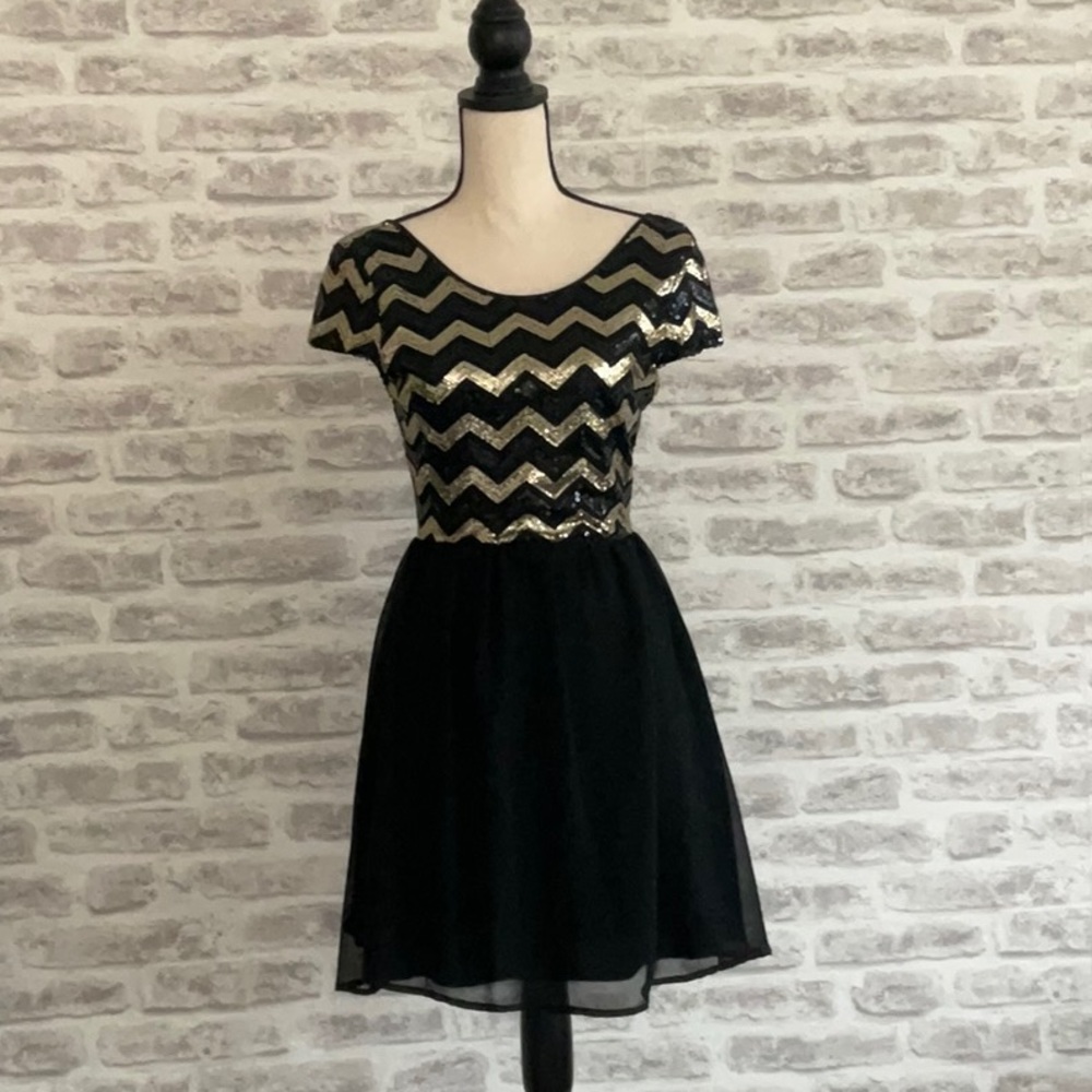 Rue 21 black & gold sequenced dress, size S